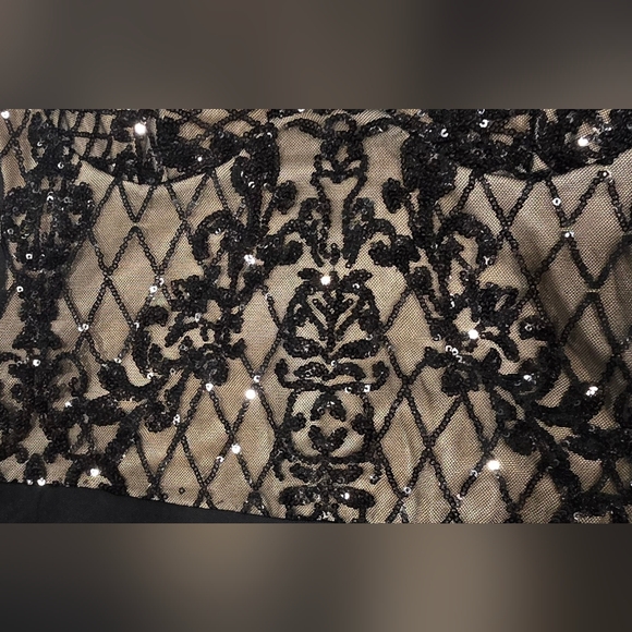 Lulu's Purely Passionate Beige And Black Sequin Bodysuit Size Medium - Picture 2 of 7